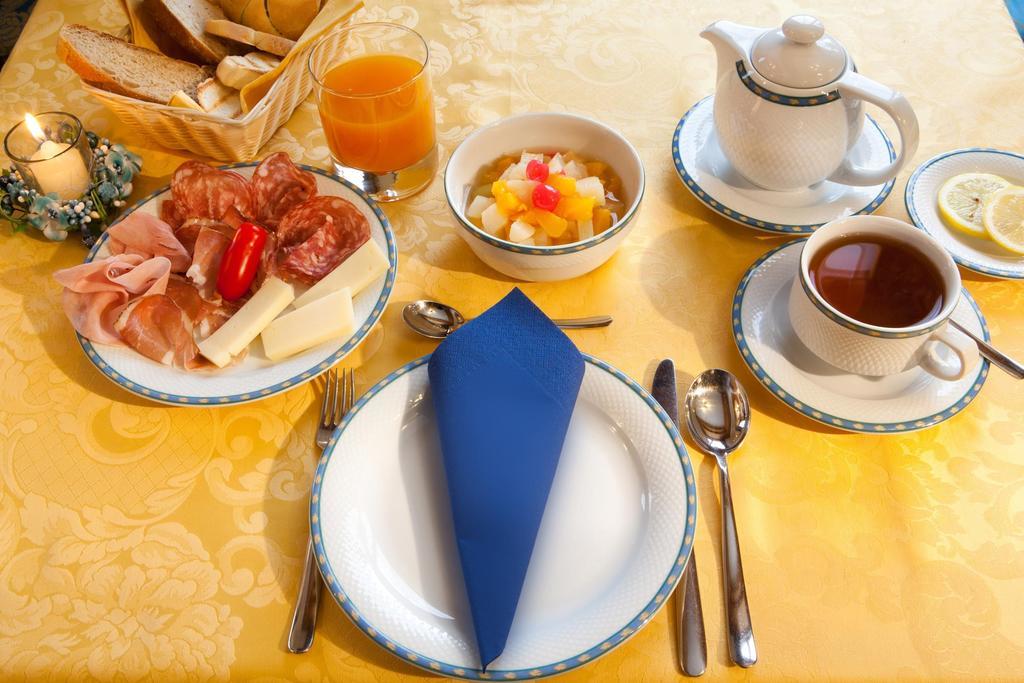Hotel Garni Laura 아라바 외부 사진