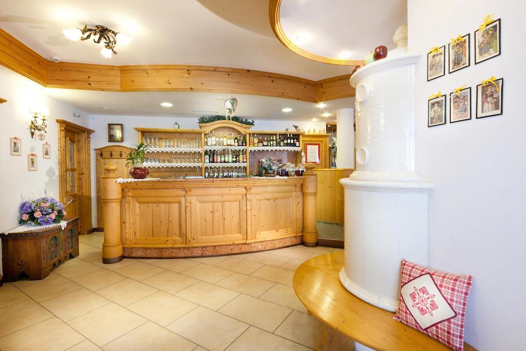 Hotel Garni Laura 아라바 외부 사진