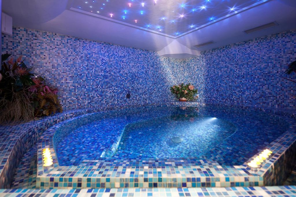 Hotel Garni Laura 아라바 외부 사진